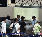 日本の二大航空會社がQ2財務(wù)報告を発表