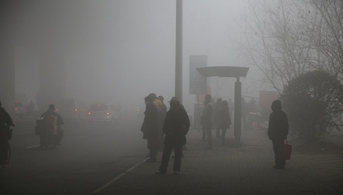 天津で初の大気汚染最高レベル「赤色警報(bào)」発令