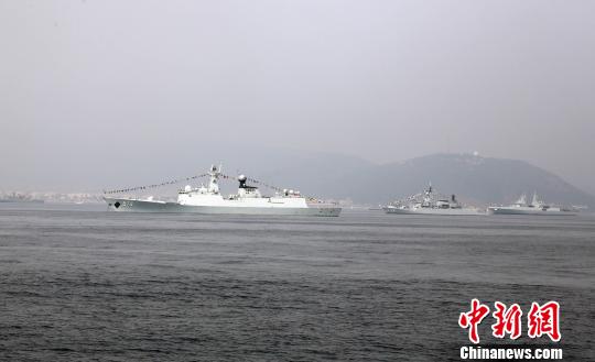 中國海軍がインドの國際海上観閲式に初めて參加