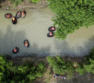 水郷の桶漕ぎ、新たな輝きを放つ古い街　浙江省