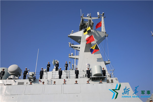 中國(guó)海軍護(hù)衛(wèi)艦隊(duì)がアデン灣へ