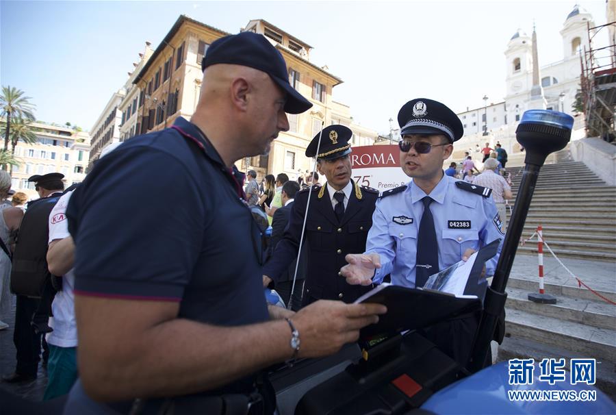 中國(guó)?イタリア連合警察、イタリアでのパトロール開始