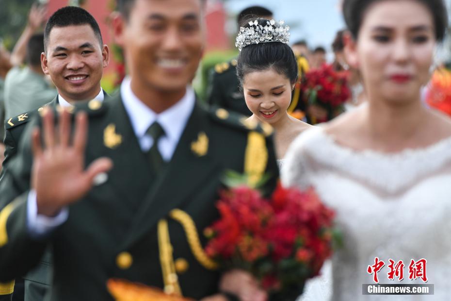 中國(guó)人民解放軍陸軍第75集団軍、軍人22人のために集団結(jié)婚式を開(kāi)催