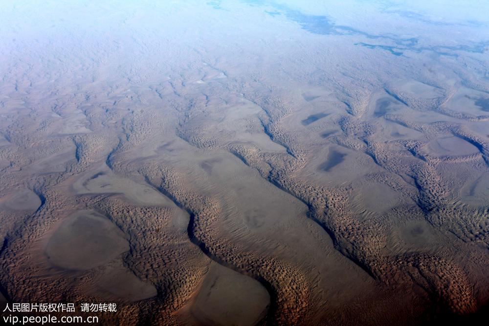 新疆　1萬メートルの上空から眺める絶景