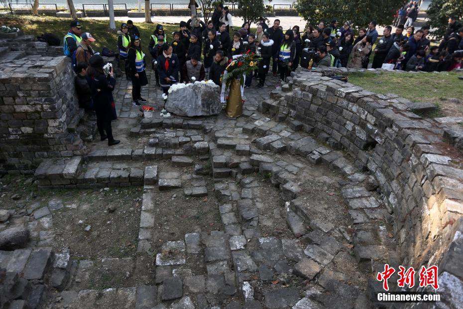 まもなく南京大虐殺犠牲者追悼日 南京市民ら恒久平和を願(yuàn)う 江蘇省