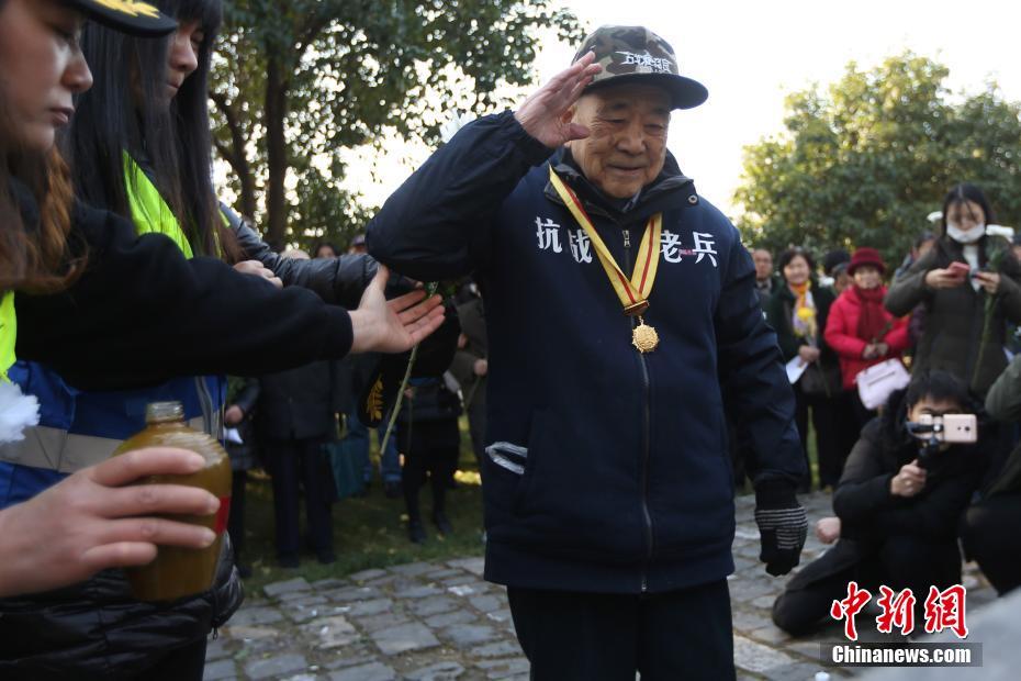 まもなく南京大虐殺犠牲者追悼日 南京市民ら恒久平和を願(yuàn)う 江蘇省