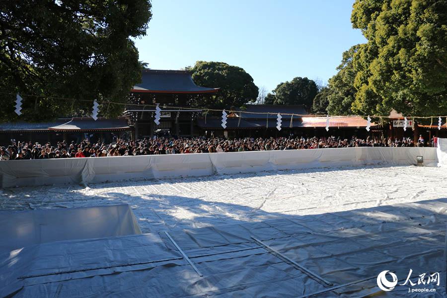 東京?明治神宮で初詣　日本の新年イベントに人続々