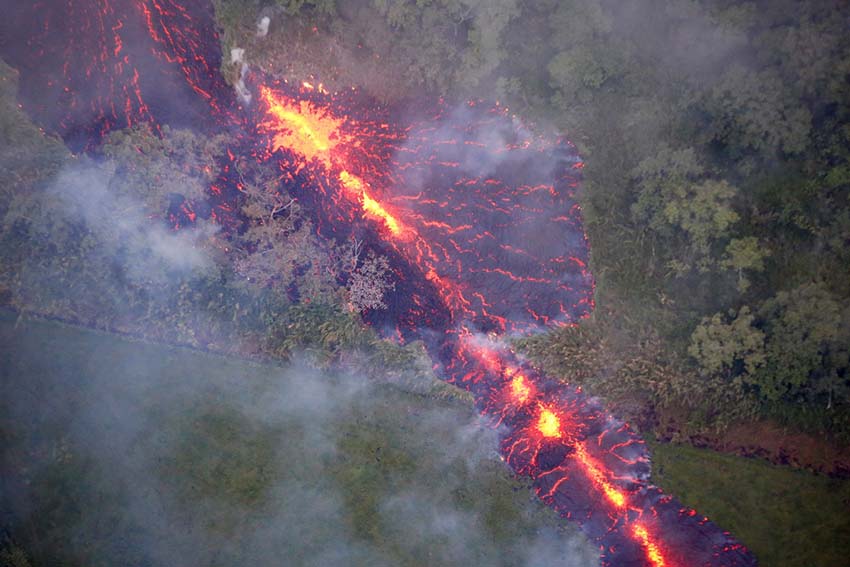 ハワイのキラウェア火山で続く噴火活動(dòng)　多くの住民が避難