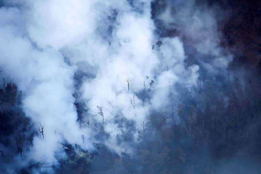 ハワイのキラウェア火山で続く噴火活動(dòng)　多くの住民が避難