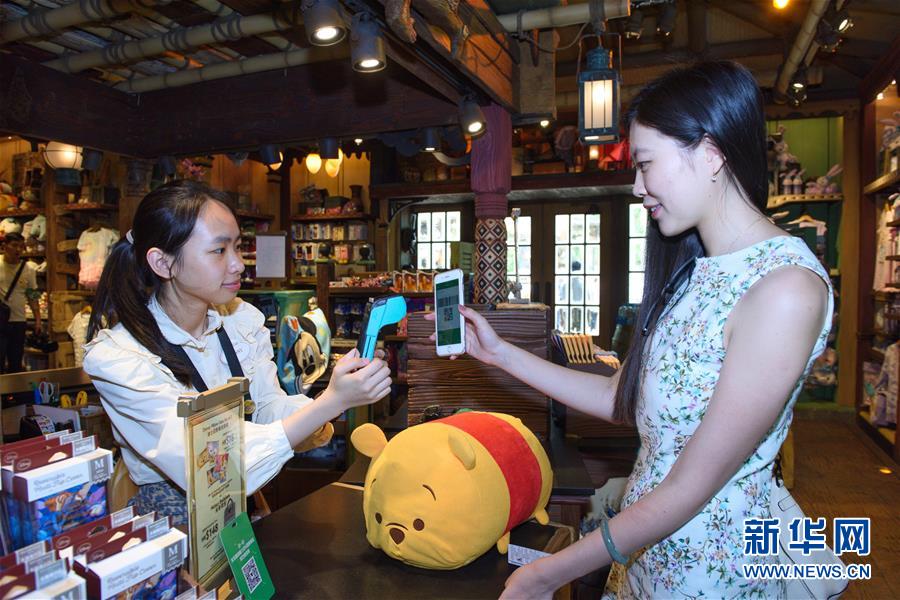 香港ディズニーランドでWeChatペイの利用が可能に