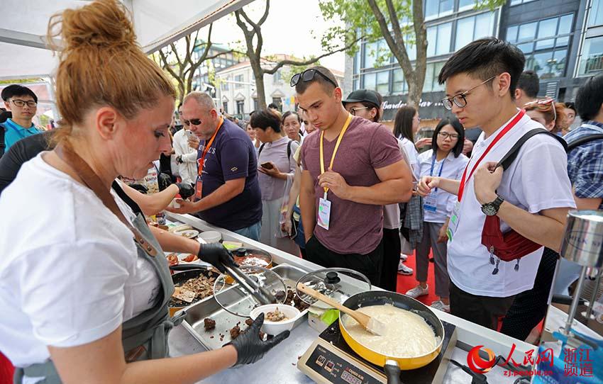 寧波市の老外灘で「舌の上の中東歐」イベント開催　浙江省