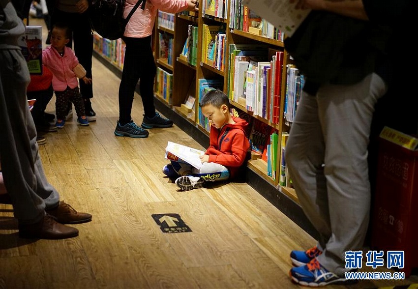 中國の今どきの書店、問われる「ルックス」