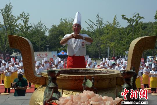 真夏の「三伏日」、羊肉を食べる徐州市民