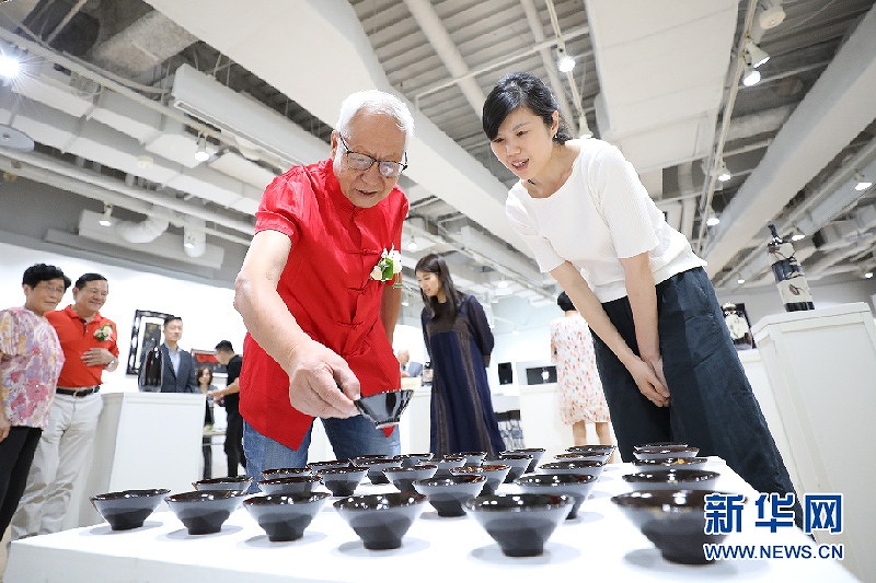 中國の無形文化遺産?吉州窯の陶磁器が橫浜で展示