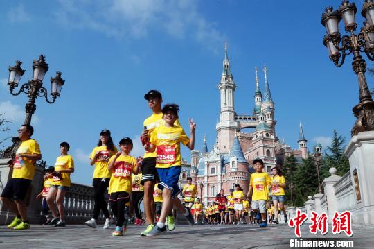 上海ディズニーランドで「インスピレーションラン」