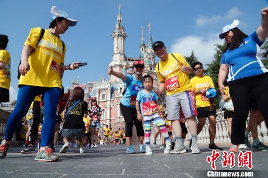 上海ディズニーランドで「インスピレーションラン」