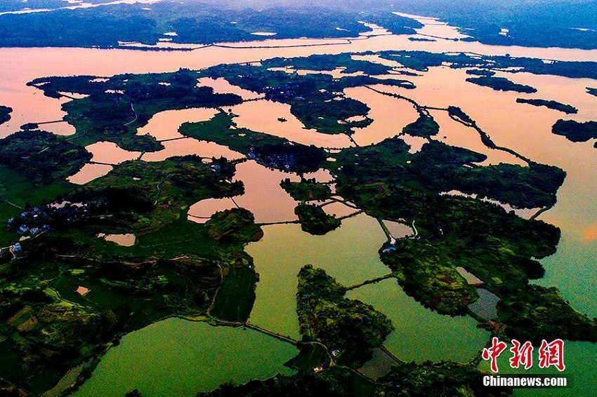 豊かな水と緑が織りなす美しい舂陵國(guó)家濕地公園　湖南省