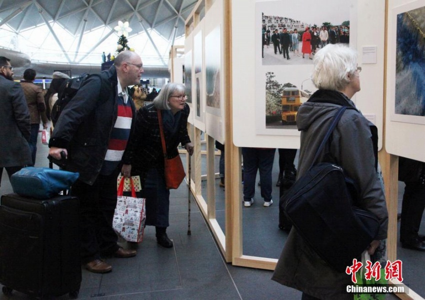 英國ロンドンで「中國改革開放40周年」パネル展