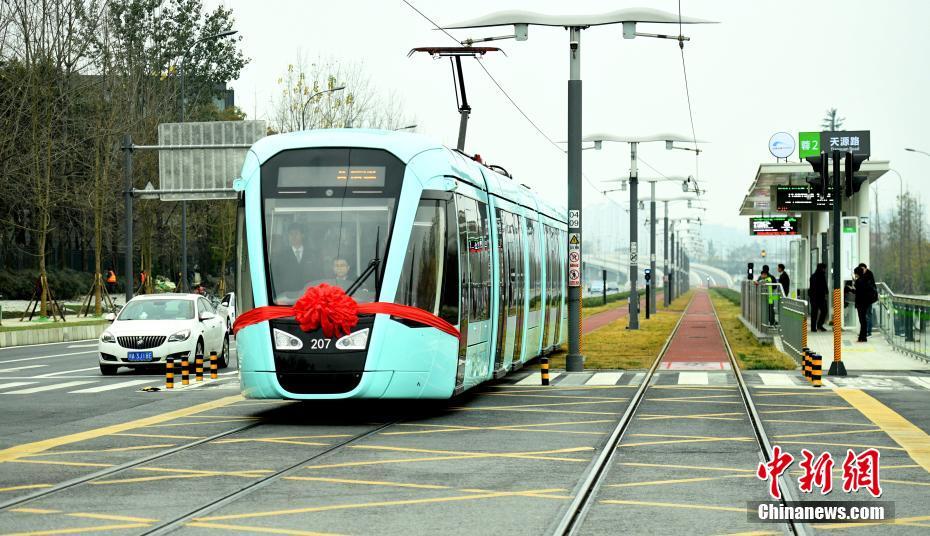 成都市の路面電車「蓉2號線」、一部區(qū)間が開通