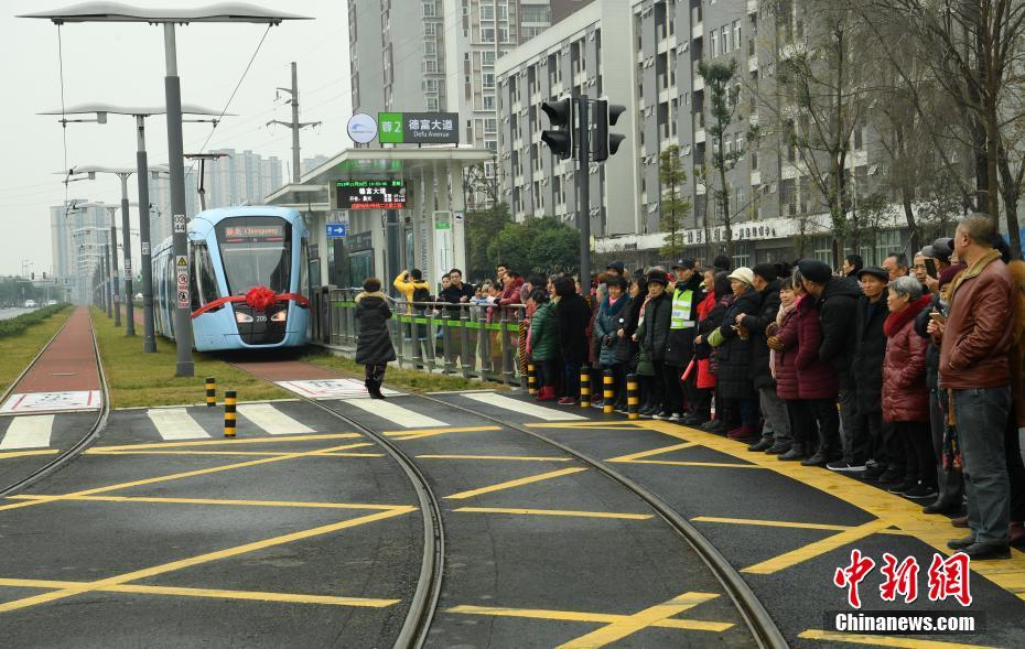 成都市の路面電車「蓉2號線」、一部區(qū)間が開通