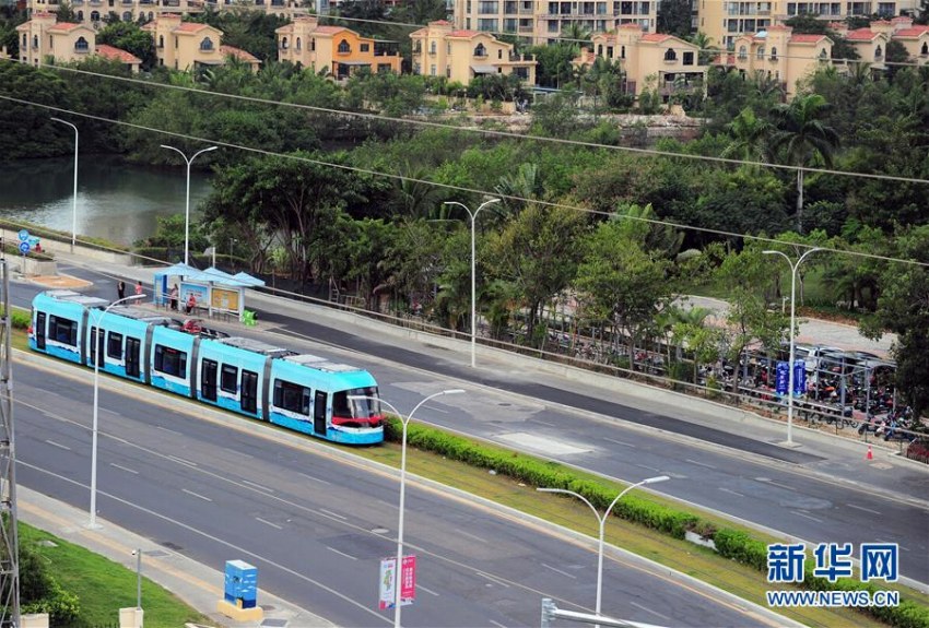 海南省三亜市の路面電車の一般試乗スタート