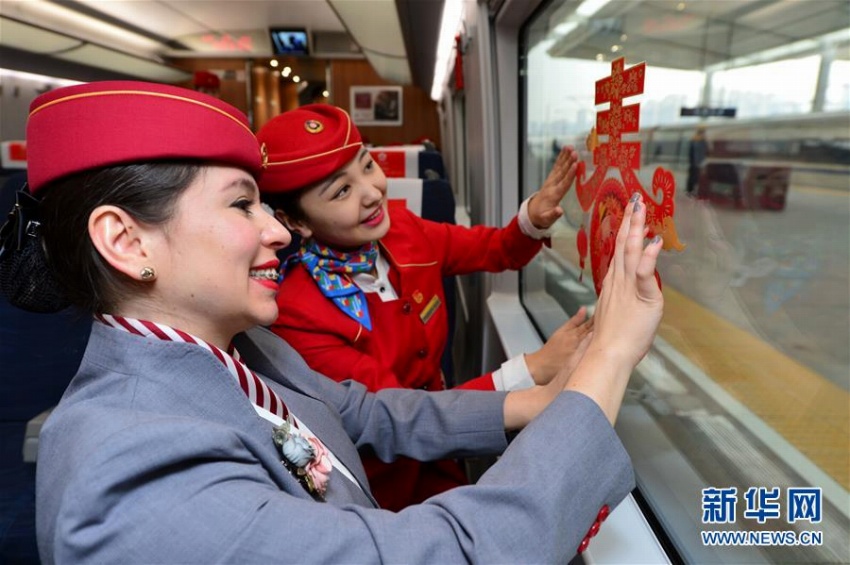 春運(yùn)に備え、高速鉄道に留學(xué)生ボランティアを採(cǎi)用