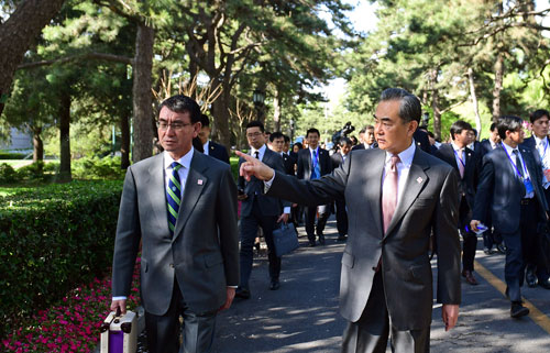 王毅部長(zhǎng)「新時(shí)代のニーズに合致する中日経済関係を構(gòu)築」