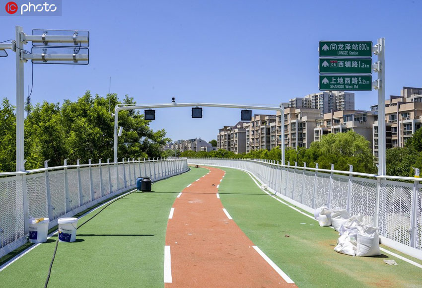 北京初の自転車専用レーン（寫真著作権は東方ICが所有のため転載禁止）。