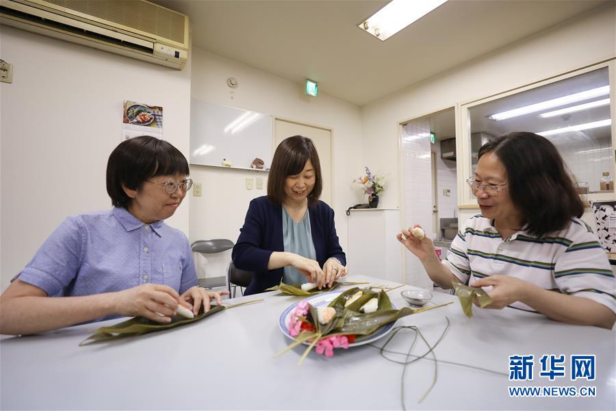 日本ではお壽司がちまきに！東京の老舗が考案した「ちまき壽司」