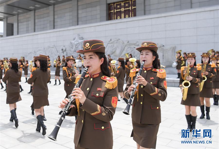 習近平総書記が専用機で朝鮮に到著