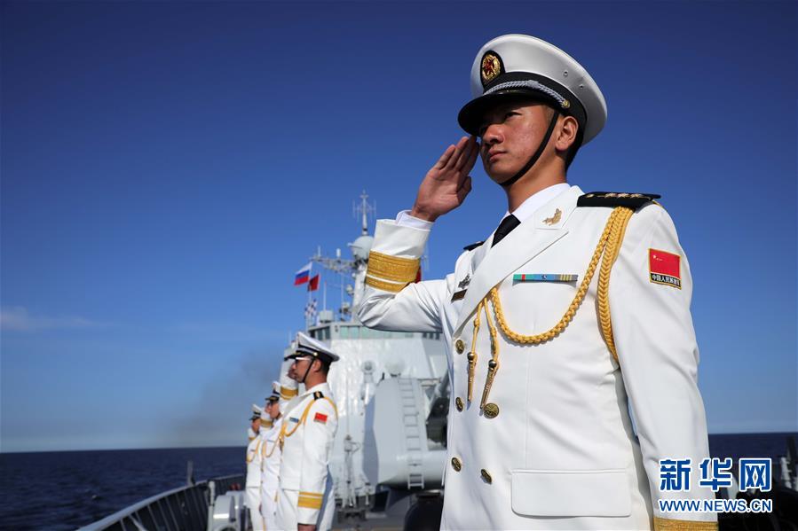 中國海軍駆逐艦「西安」がロシア海軍記念日観艦式に參加