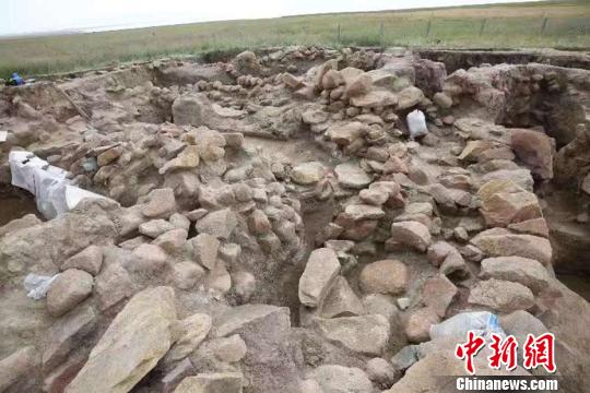 天山東部、3000年前の大型集落の遺跡が発掘　新疆