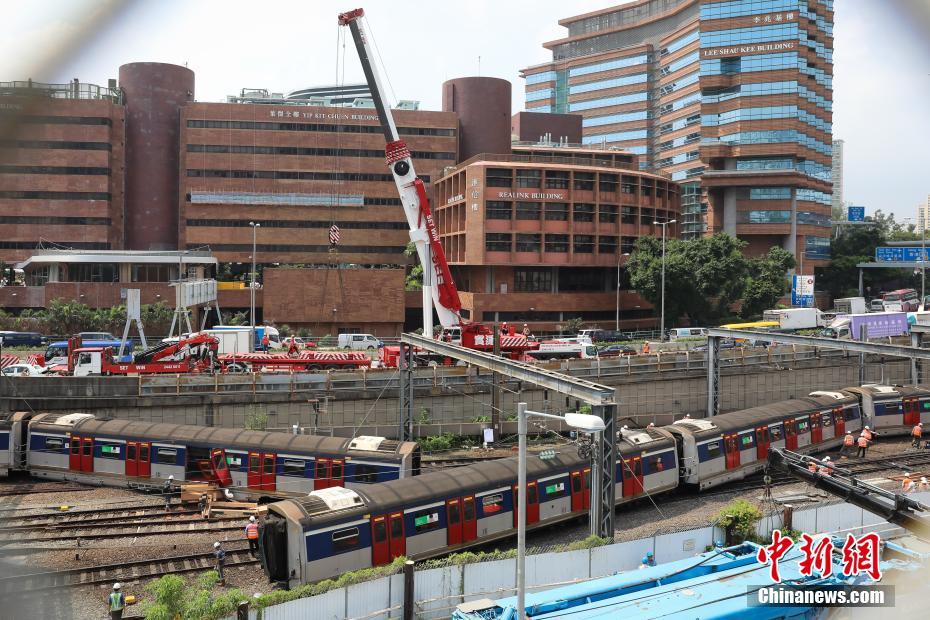 香港で列車脫線事故 香港運(yùn)輸局「いかなる可能性も排除しない」