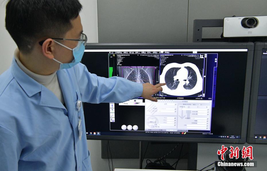 四川大學(xué)華西病院が5Gを活用して新型肺炎患者のCTスキャンを遠(yuǎn)隔操作