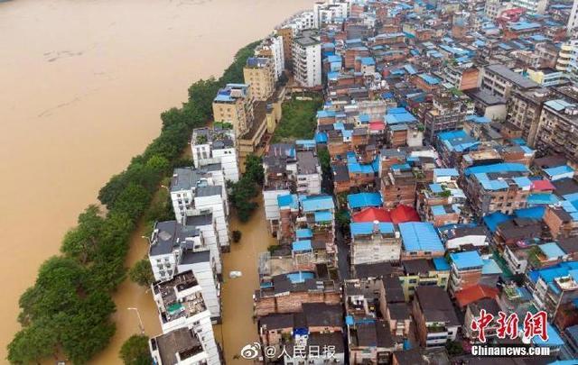 中國南方の8省?自治區(qū)で豪雨　被災者176萬人、死者9人