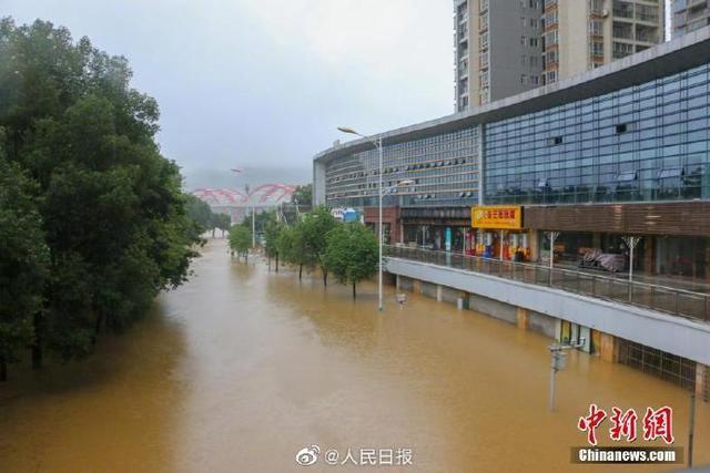 中國南方の8省?自治區(qū)で豪雨　被災(zāi)者176萬人、死者9人