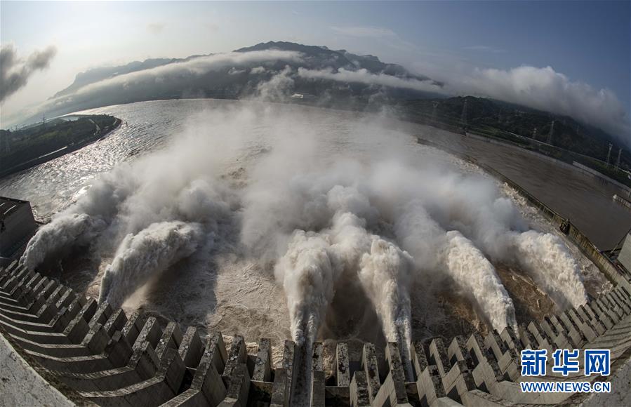 今年の増水期　三峽ターミナルが6回の洪水に対応