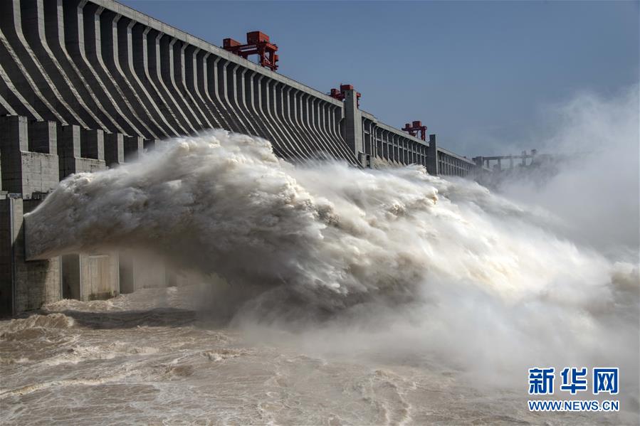 今年の増水期　三峽ターミナルが6回の洪水に対応