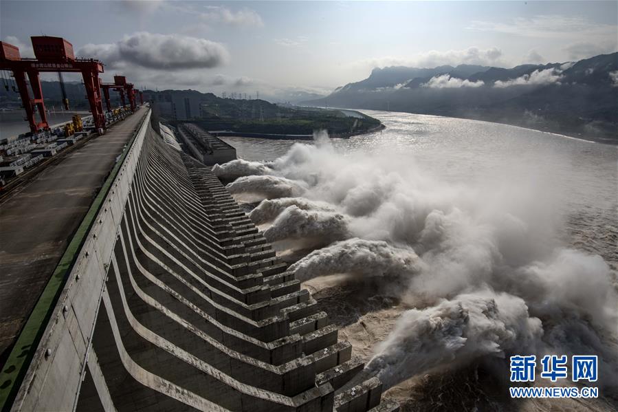 今年の増水期　三峽ターミナルが6回の洪水に対応