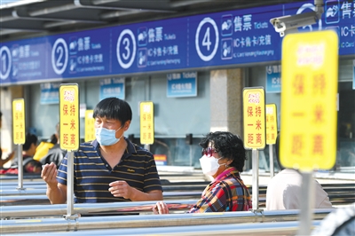 首都空港も大興空港もUターンラッシュ　高速も渋滯