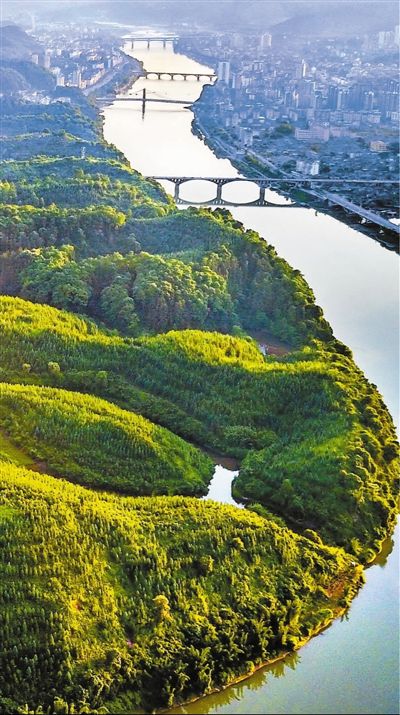 美しい自然と都市が共存する三明市沙県（撮影?陳霖）。