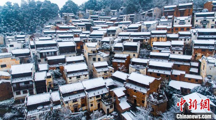 今冬の初雪迎えた中國の最も美しい郷村　江西省