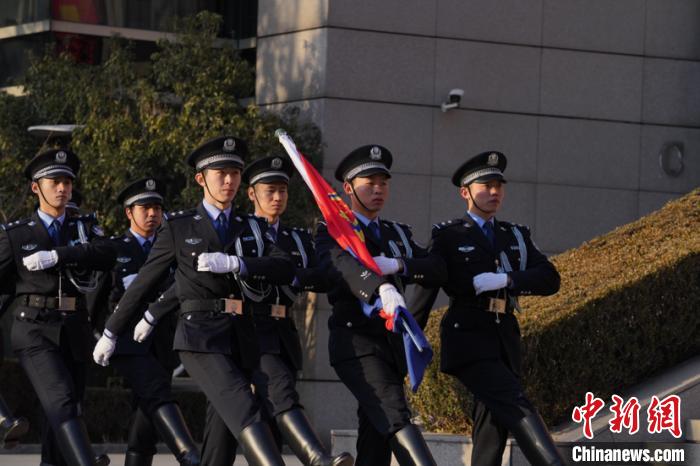 上海の公安當(dāng)局が初の「中國(guó)人民警察節(jié)」祝賀イベントを開(kāi)催