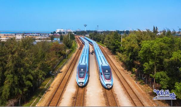 高速鉄道車両「復(fù)興號」が初めて海を渡り海南島に上陸