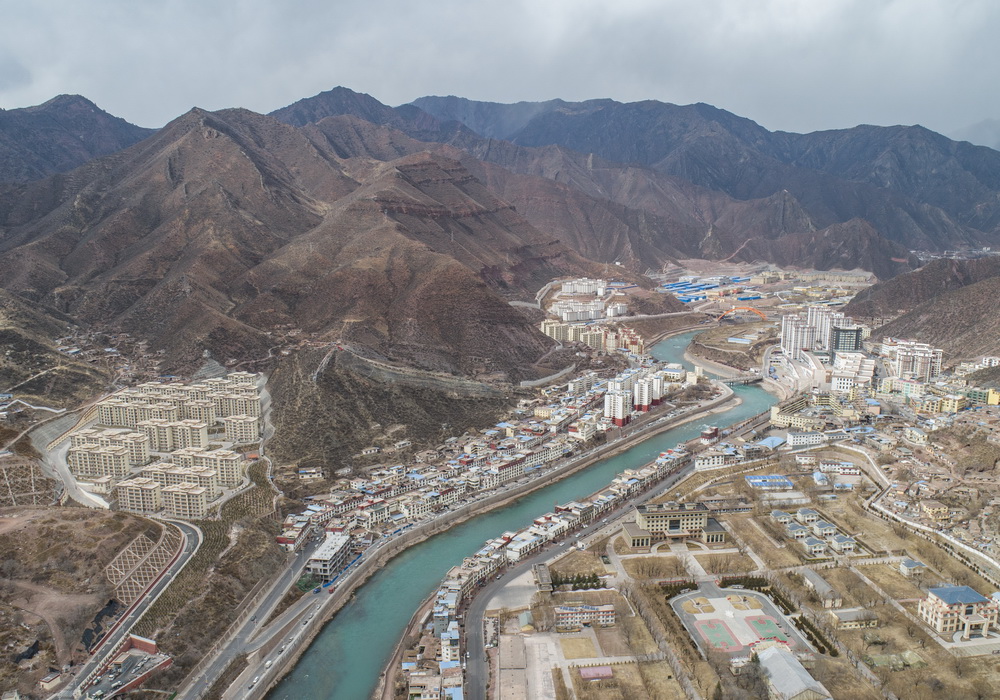 上空から眺めた「東チベットの真珠」　チベット自治區(qū)昌都市