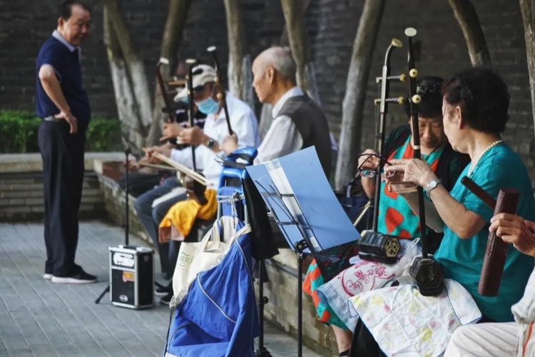 「春には長安へ」　西安市がポスターで中國全土の人々を「招待」