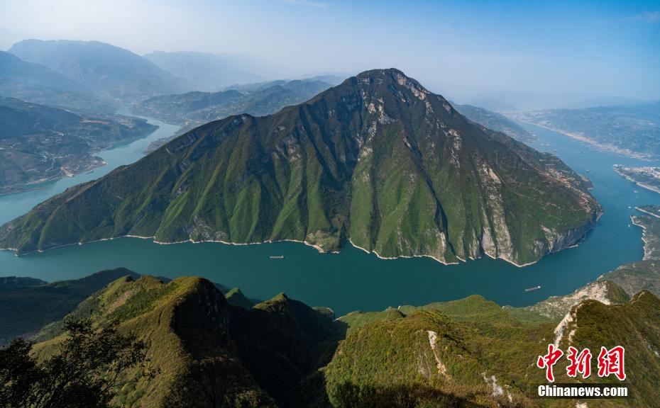 雄大な景色広がる瞿塘峽　重慶