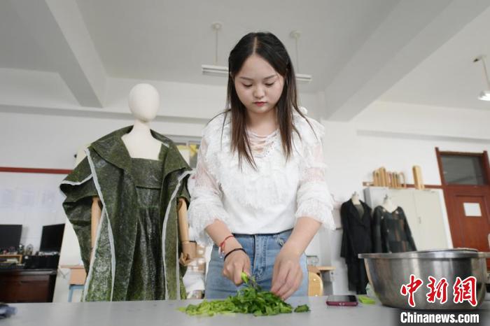 「食べられる服」を作った女子大生　吉林省