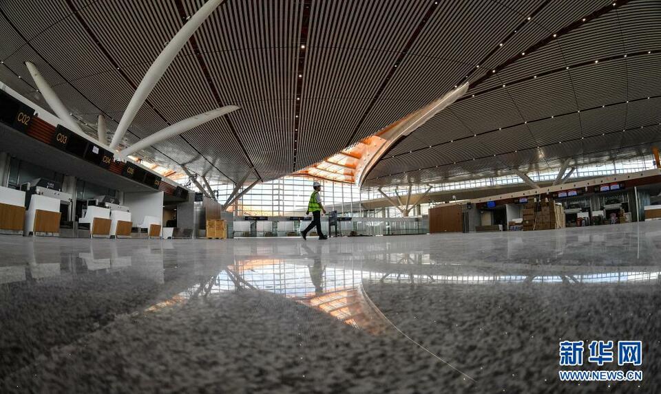 ラサ?クンガ國際空港第3ターミナルビルの非民用航空プロジェクト竣工