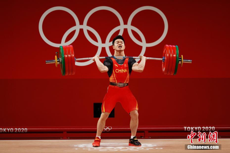 世界新！東京五輪重量挙げ男子73キロ級(jí)で石智勇選手が金メダル